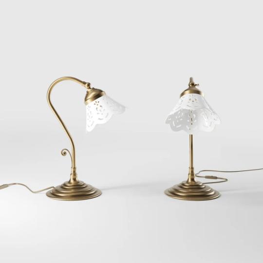 mediteransky zlta mosadz porcelan biely lampovy stit stolna obcianska elegantna lampa vintage klasicky country citacka lampa spalna vidiecky romanticky cipkovane lampy.jpg